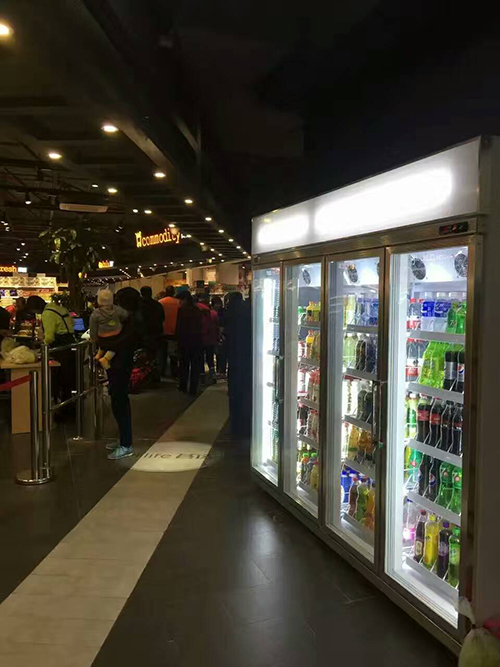 肯德飲料展示柜